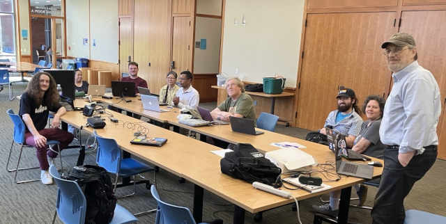 Linux installfest at the Alameda Free Library